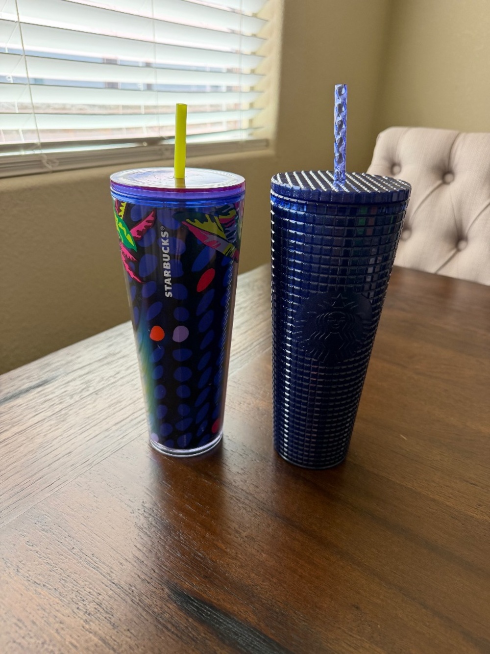 2 Starbucks cold drink tumbler 24oz